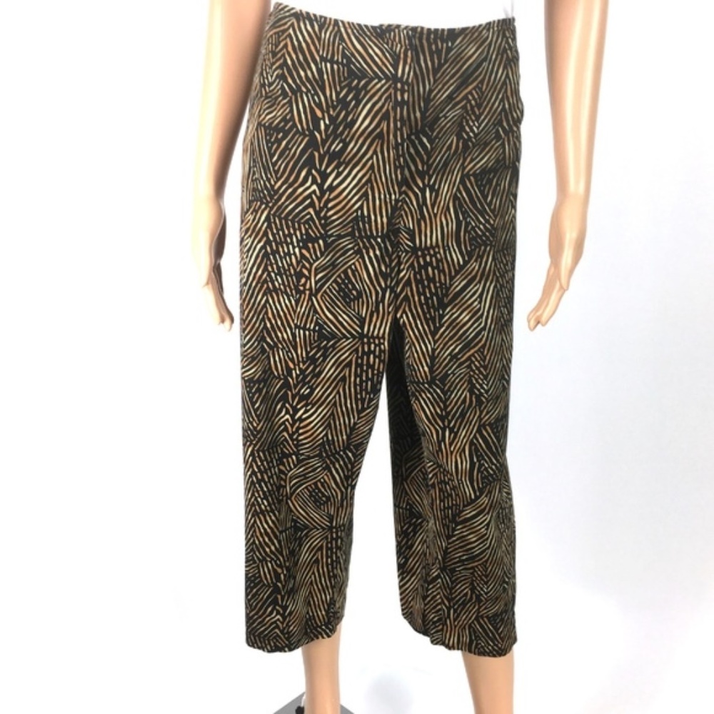 White Stag Animal Print Capri pants 14